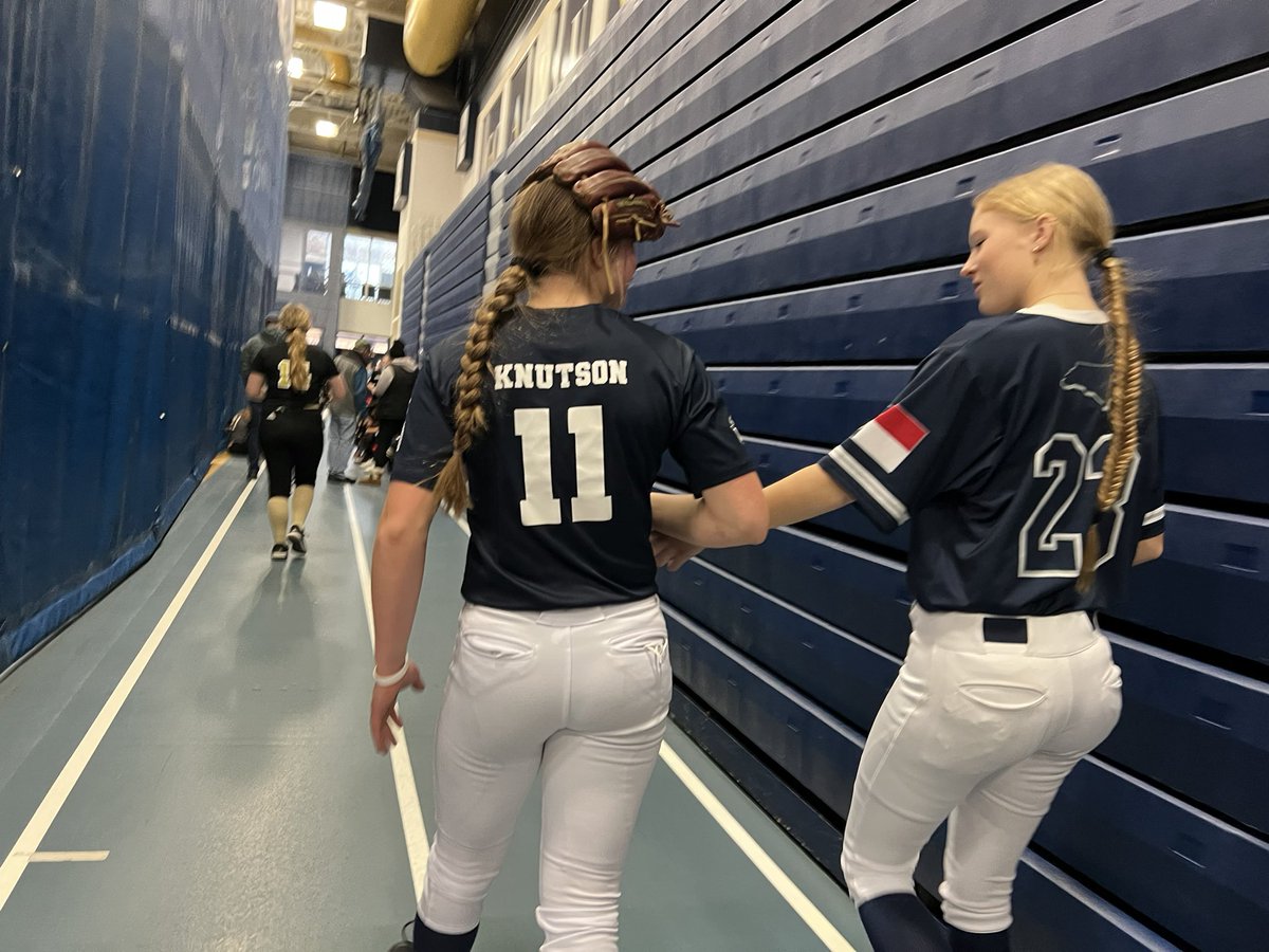 Leia Knutson tweet media