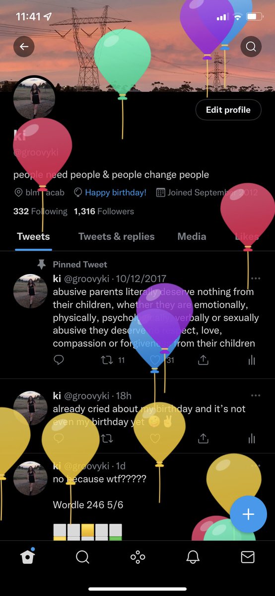 groovyki's tweet photo. ITS BALLOON DAY 🎈 https://t.co/C6JPOjg46b