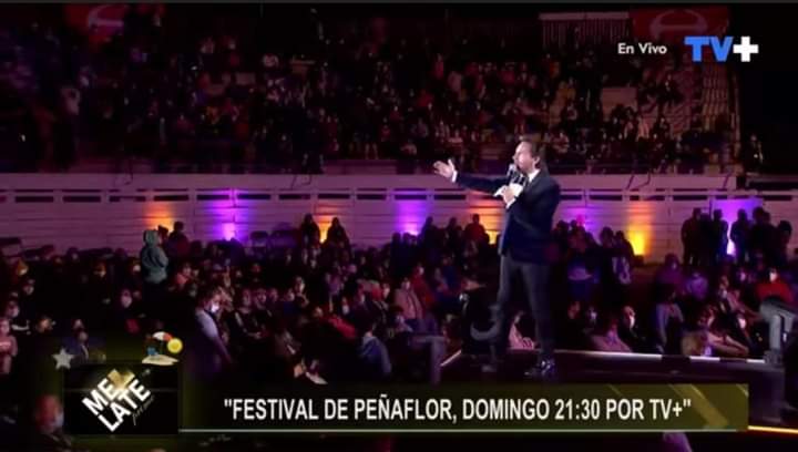 ClaudiaArangui8's tweet photo. Ahora #FestivalDePeñaflor https://t.co/7JweOGXHnw