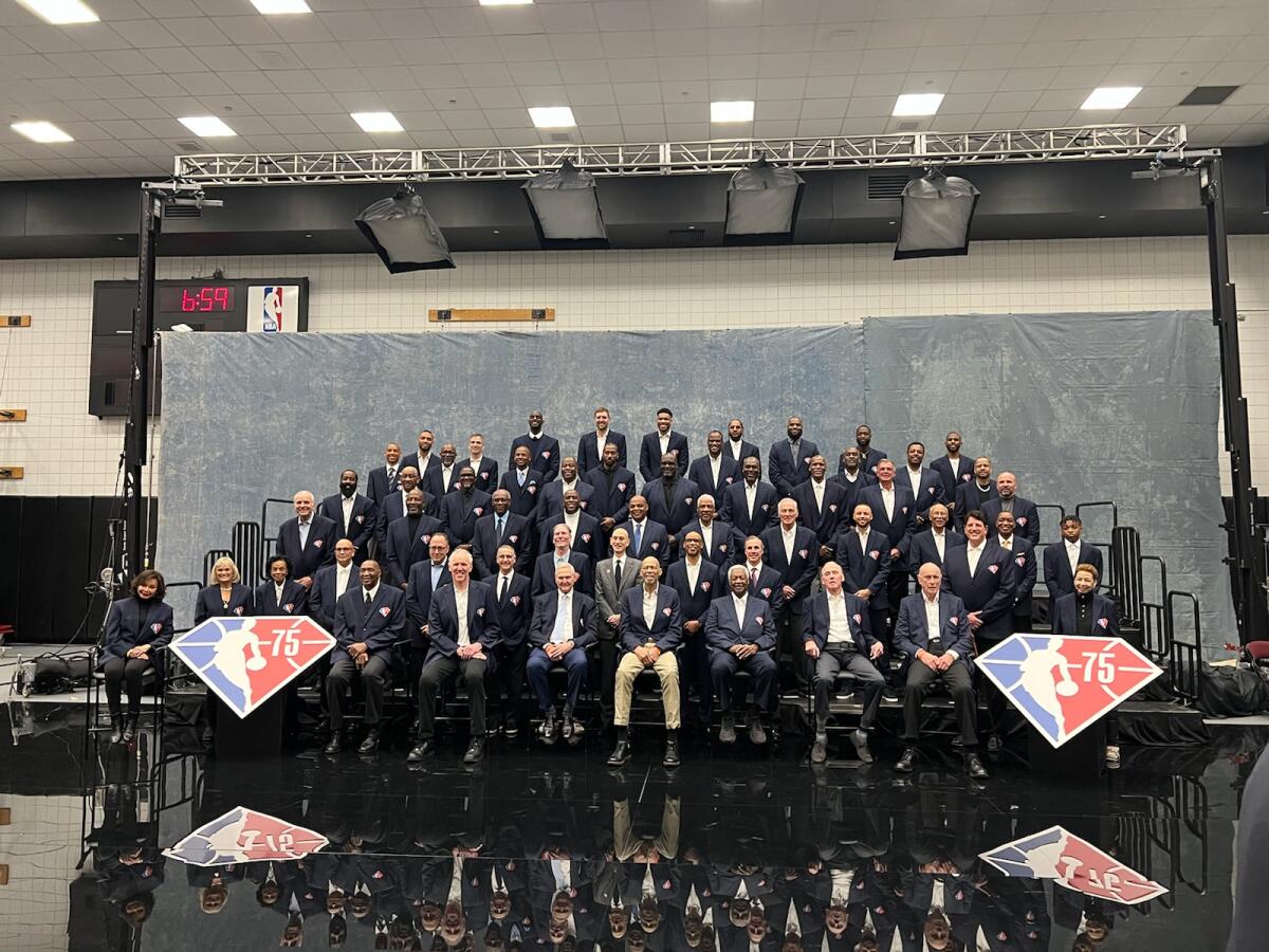 MagicJohnson's tweet photo. #NBA75 https://t.co/MvipX72Aqp