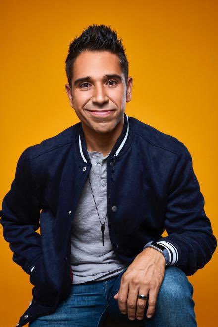 CryptoCupidClub's tweet photo. Frensss from the #NFTCommunity join us at our first Comedy Show featuring @ErikRivera #FREE! Grab your friends and family tomorrow, Monday, February 21 at 5:30 pm PT/8:30 pm ET. How to attend?! See below! https://t.co/JN3HRIWx5f