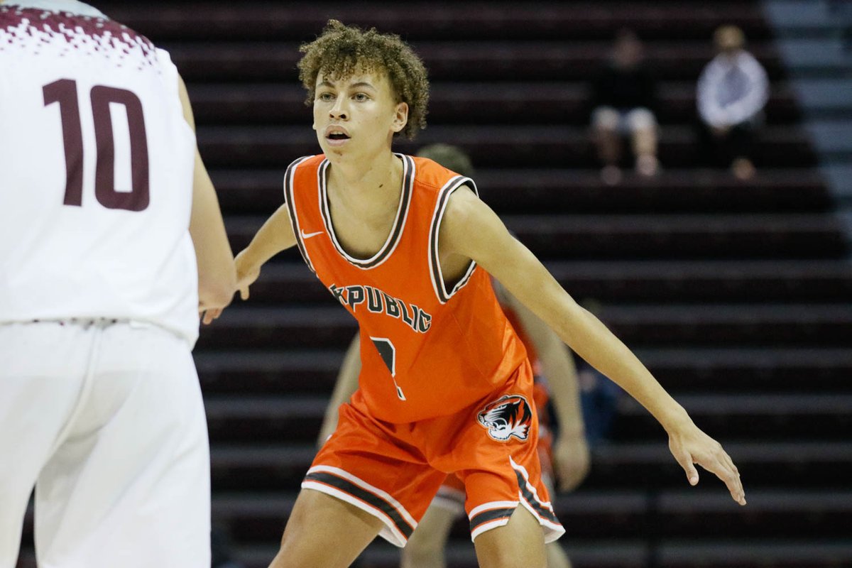 Class 6 Playoff Preview Pt. 2 of 3
✍🏼 <a href="/PjMcMahon35/">Paul McMahon</a> 

@Always02Wright | <a href="/allwrightttt/">All Wright</a> 
<a href="/AhlanteAskew/">Ahlante Askew</a> | <a href="/Jack_Fezz_2/">Jack Fessenden</a> 
<a href="/KellenThames/">Kellen Thames</a> | <a href="/CahmaiC/">cahmai crosby</a> 
<a href="/JD_Roberts10/">JD Roberts</a> | <a href="/ClaytonErnst33/">Clayton Ernst</a> 
             <a href="/NickWasilewski/">Nick Wasilewski</a>  

Check Out the Preview👇🏼
nxtprohoops.wpengine.com/2022/02/20/cla…