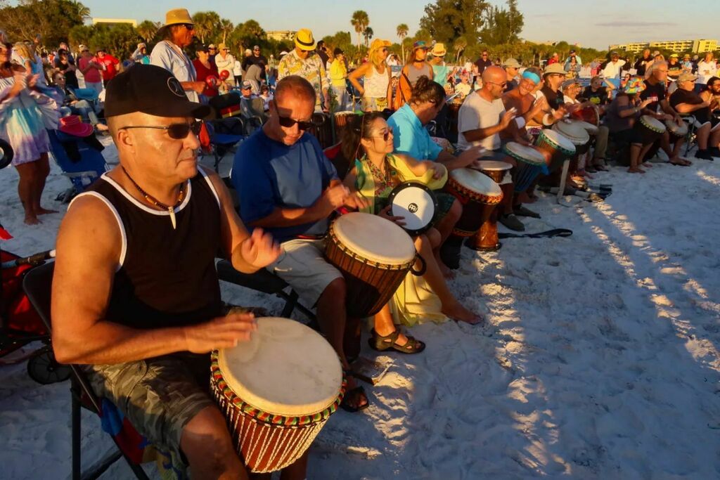 The weekly Sunday Drum Circle on the Siesta Key beach at sunset. #siestakeybeach #drumcircle #siestskeydrumcircle #siestakey #drums #drumplayer #siestakeyflorida #siestakeyfl instagr.am/p/CaOAZ7Rp_pe/
