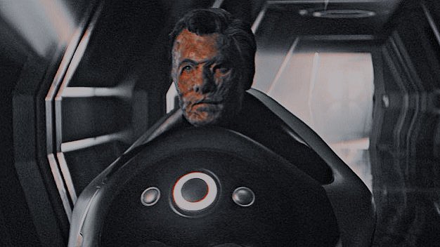 BastionOfValor's tweet photo. “[Pike] was promoted to Fleet Captain at the time he turned over command of the USS Enterprise to Kirk. But soon after, Pike suffered massive radiation damage aboard a training ship…while saving several cadets…”

#StarTrek #StarTrekTOS #StarTrekDiscovery #CaptainPike #DailyPike https://t.co/oL4ft1MbbL