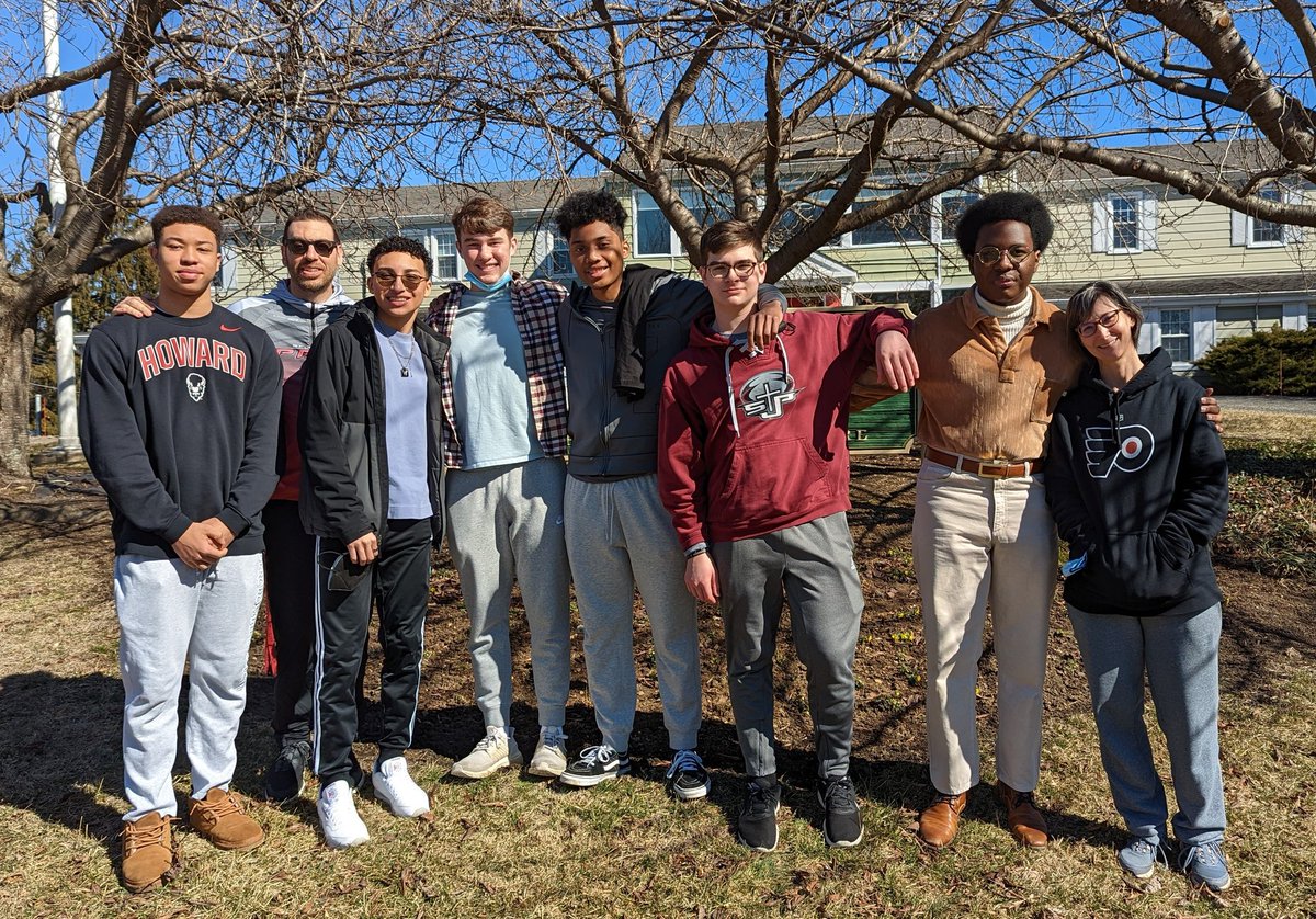 dinoapinto's tweet photo. Such a great weekend with @SJPREP students and @Sonia_Nelson at the @IGsolidarityNET Arrupe Leaders Summit. Excited to watch these young leaders model a faith that does justice. https://t.co/y5mkBVBXOa