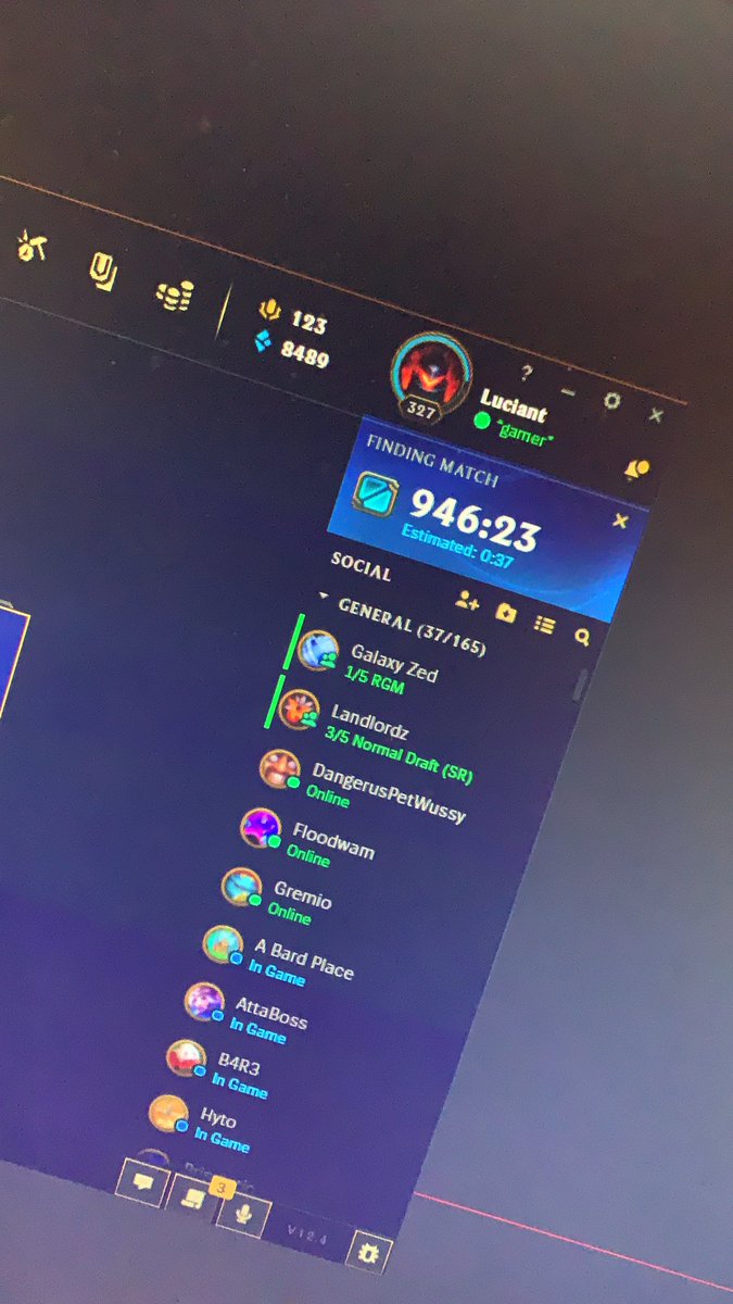 Brayden_Massa's tweet photo. 200 years of collective coding experience over at @riotgames Gold 2 queue btw https://t.co/HeDqba73pF