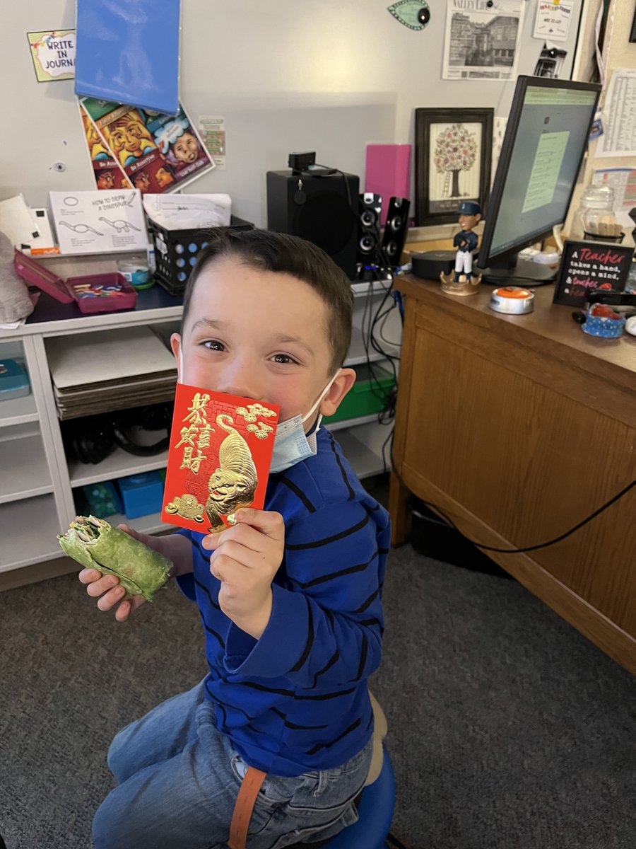 LKMSLightning's tweet photo. Our Firsties had fun celebrating the Chinese New Year. They did some math in Chinese. Received Red Envelopes and enjoyed having a guest speaker. #YCS https://t.co/WgCjsQ87Mi