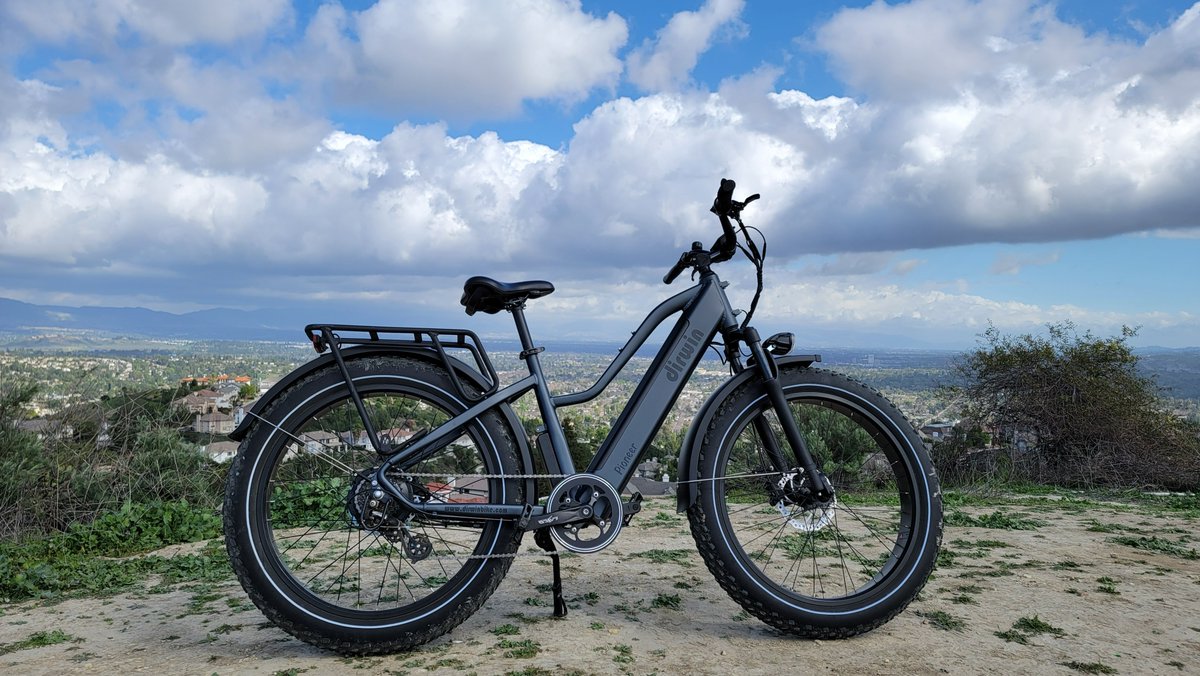 dirwinbike's tweet photo. The Winter Olympics are over. However, competition never ends! Ride out your competitive spirit with Dirwin. Reach new heights and chase new horizons with our electric bikes. 
Check us out here: https://t.co/LoOQKX34IA
#dirwinbike #ebike #ebikelife #longrange #bikelife #speedy https://t.co/E9GTBMSpp6