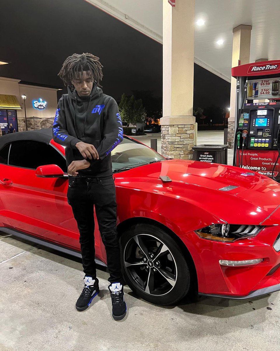 otpthelabel's tweet photo. “My Conversation Ain’t For Free It Ain’t ‘Bout Money 🤑 We Aint Talking🗣” - @PerfectTiming30 New Music Tonight @ 12! 🔥
#OTPTheLabel 📲 #Loading 🤫 https://t.co/26Sjb4u8tr
