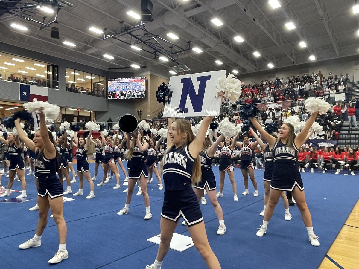 Allen Cheerleading tweet media