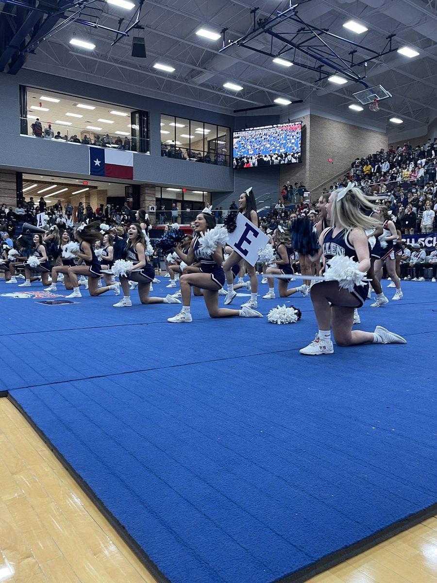 Allen Cheerleading tweet media