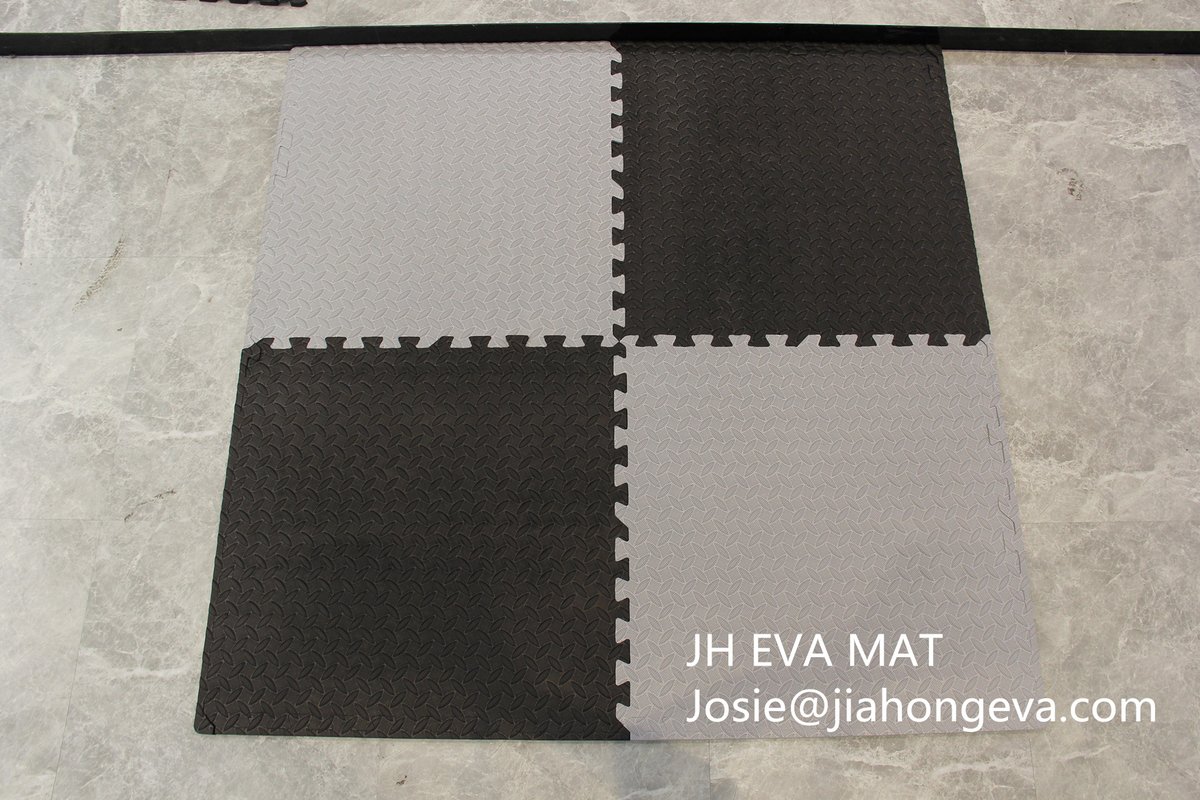 Jiahongeva's tweet image. Black and grey eva foam tile!!!!
#evapuzzlemat #foamtile #interlockingmat #exercisingmat #customizedmat