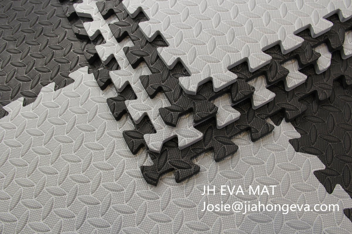 Jiahongeva's tweet image. Black and grey eva foam tile!!!!
#evapuzzlemat #foamtile #interlockingmat #exercisingmat #customizedmat