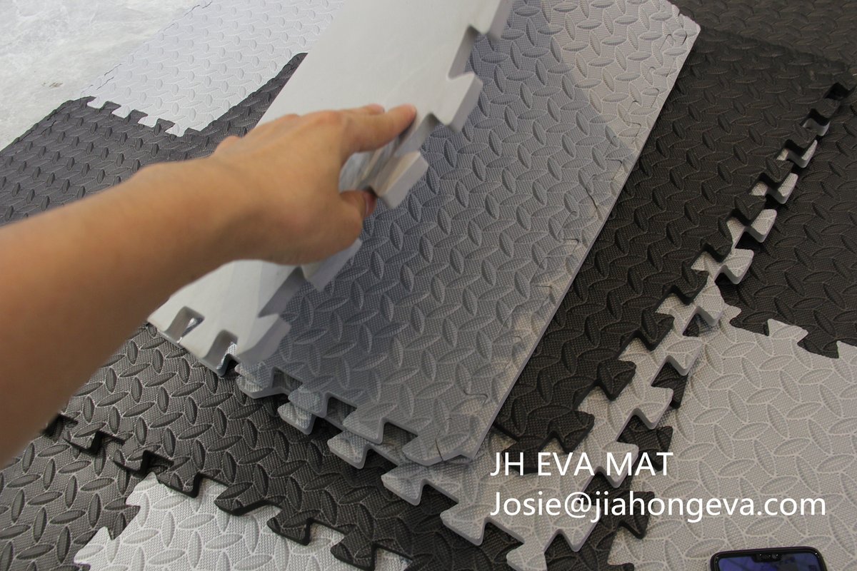 Jiahongeva's tweet image. Black and grey eva foam tile!!!!
#evapuzzlemat #foamtile #interlockingmat #exercisingmat #customizedmat