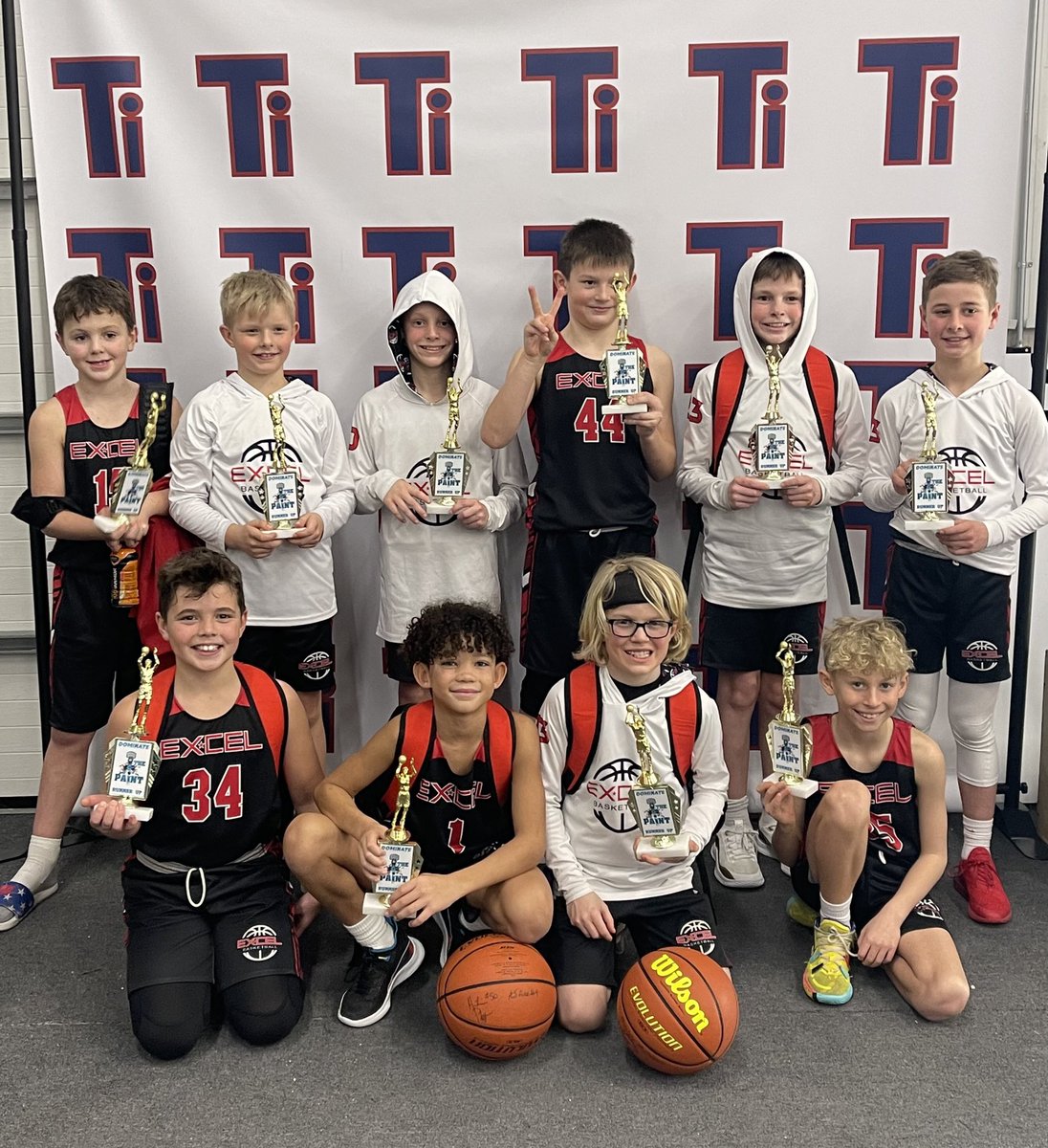 ExcelIowa's tweet image. 6th Grade Excel Red won their 2nd tournament of the weekend at Dominate the Paint in Hiawatha.  4th Grade Excel Red came home with a 2nd place finish as well.