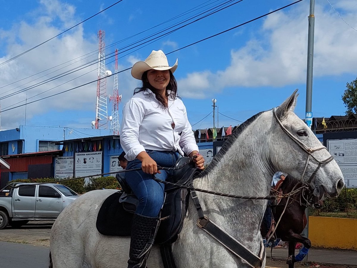 canaltn8's tweet photo. #Nicaragua | Realizan cabalgatas en conmemoración del 88 aniversario del paso a la Inmortalidad del General Sandino, en #Rivas https://t.co/1vu7y26P4z