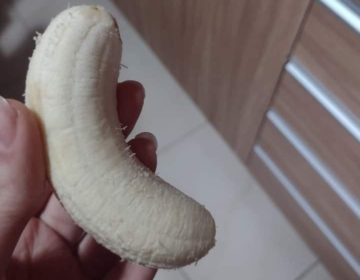 tizumbaonline's tweet photo. Me fui para la cocina a ver qué había para comer y me acordé del vídeo de La Liendra y Dani Duke. https://t.co/CYnNJNrbWO