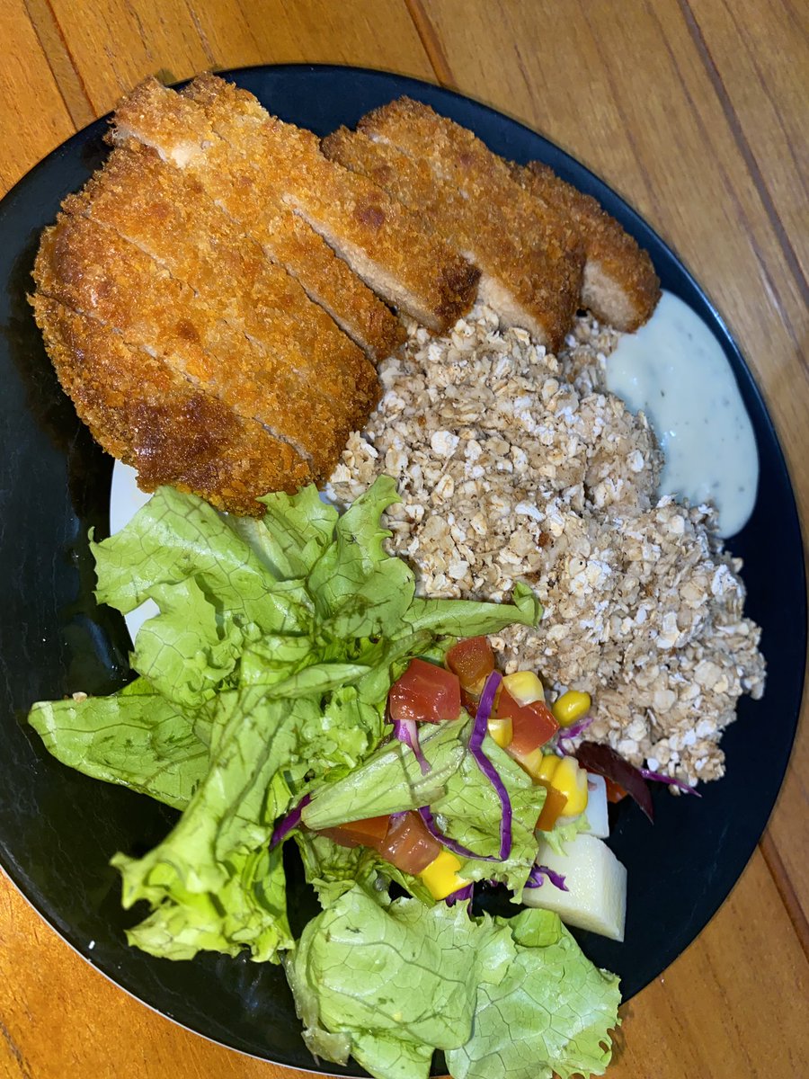 GM , breakfast with fake katsu (made of jackfruit), veggie n oat. Bless me! #aslammenu