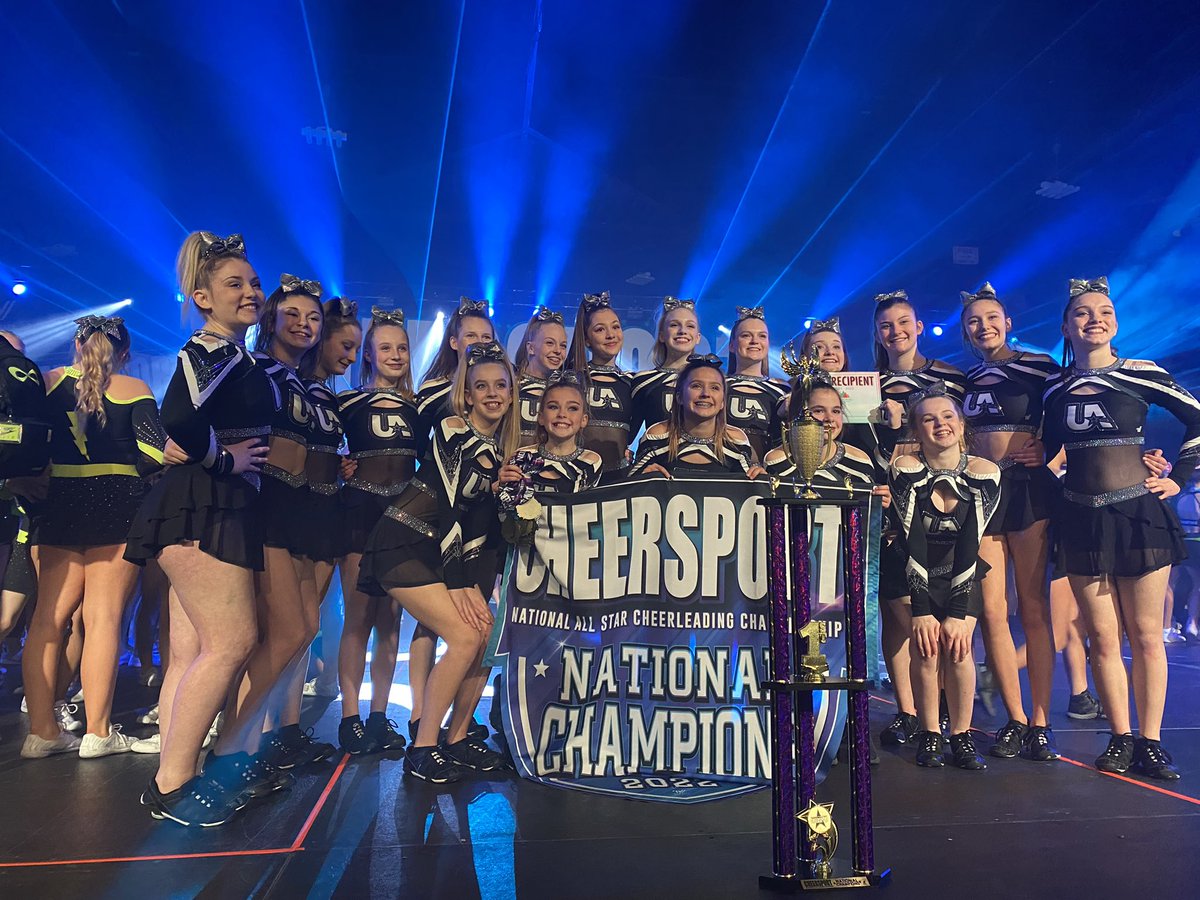 Who is going home with #CHEERSPORT22 National Champion ｊａｃｋｅｔ?!? 🏆💜