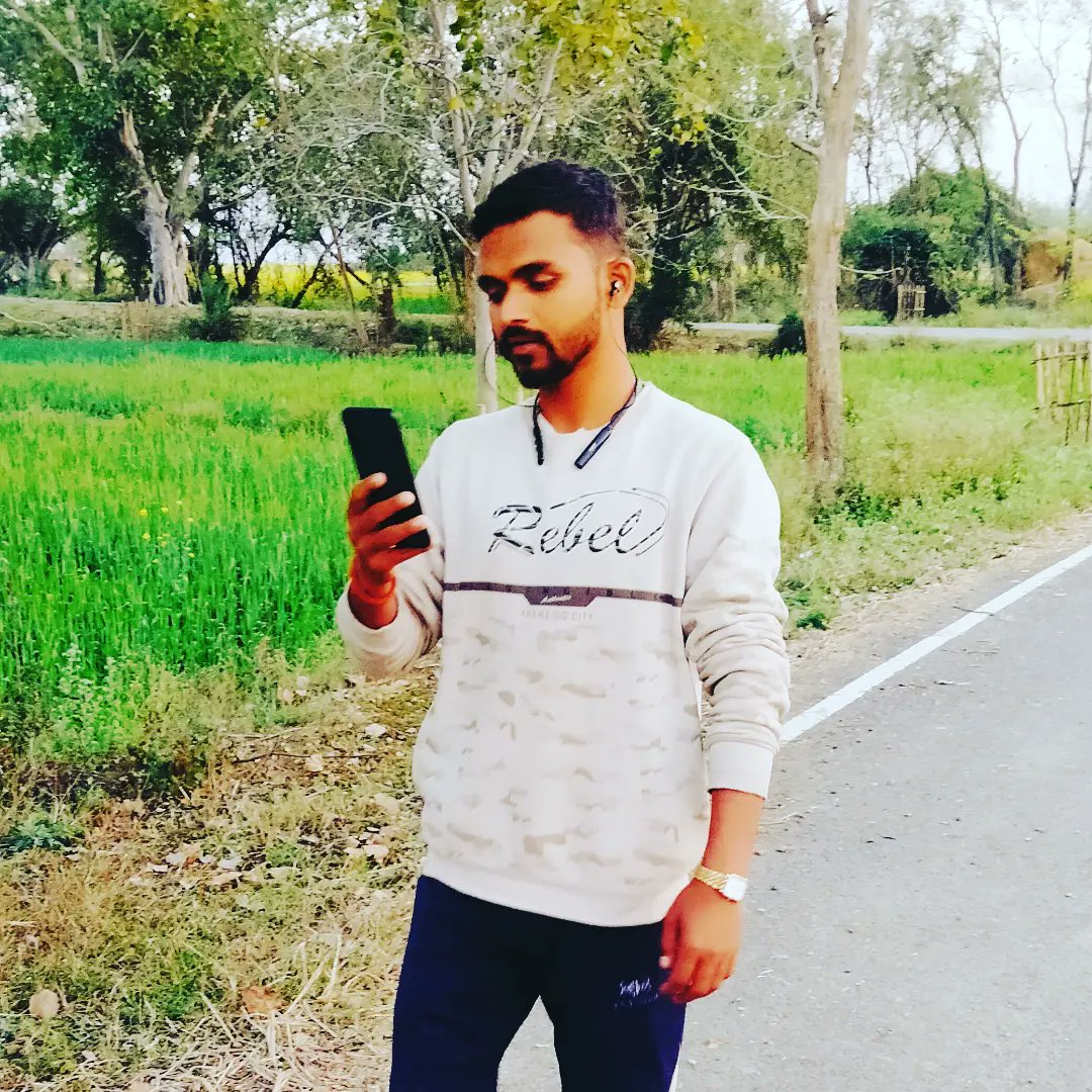 vikashrayrjd's tweet photo. परिस्थितियाँ स्वभाव बदल देता हैं, इंसान तो कल भी वही था आज भी वही है..!!" विकाश राय यादव 👈

#सुप्रभात🙏💐 #vikashrayrjd #Aurangabad #RJD @vikashrayrjd https://t.co/VxdZQe4MYf