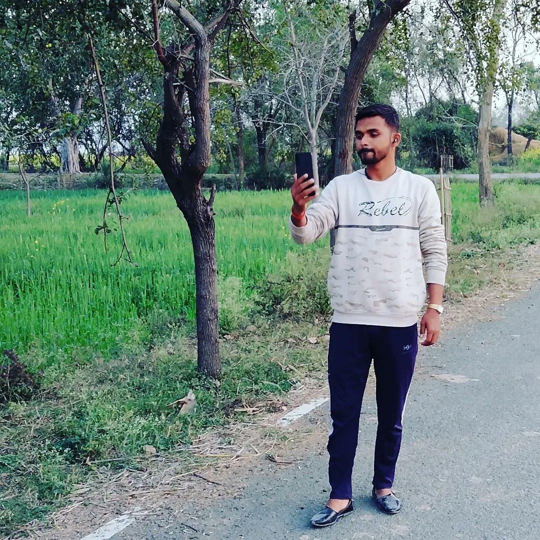 vikashrayrjd's tweet photo. परिस्थितियाँ स्वभाव बदल देता हैं, इंसान तो कल भी वही था आज भी वही है..!!" विकाश राय यादव 👈

#सुप्रभात🙏💐 #vikashrayrjd #Aurangabad #RJD @vikashrayrjd https://t.co/VxdZQe4MYf