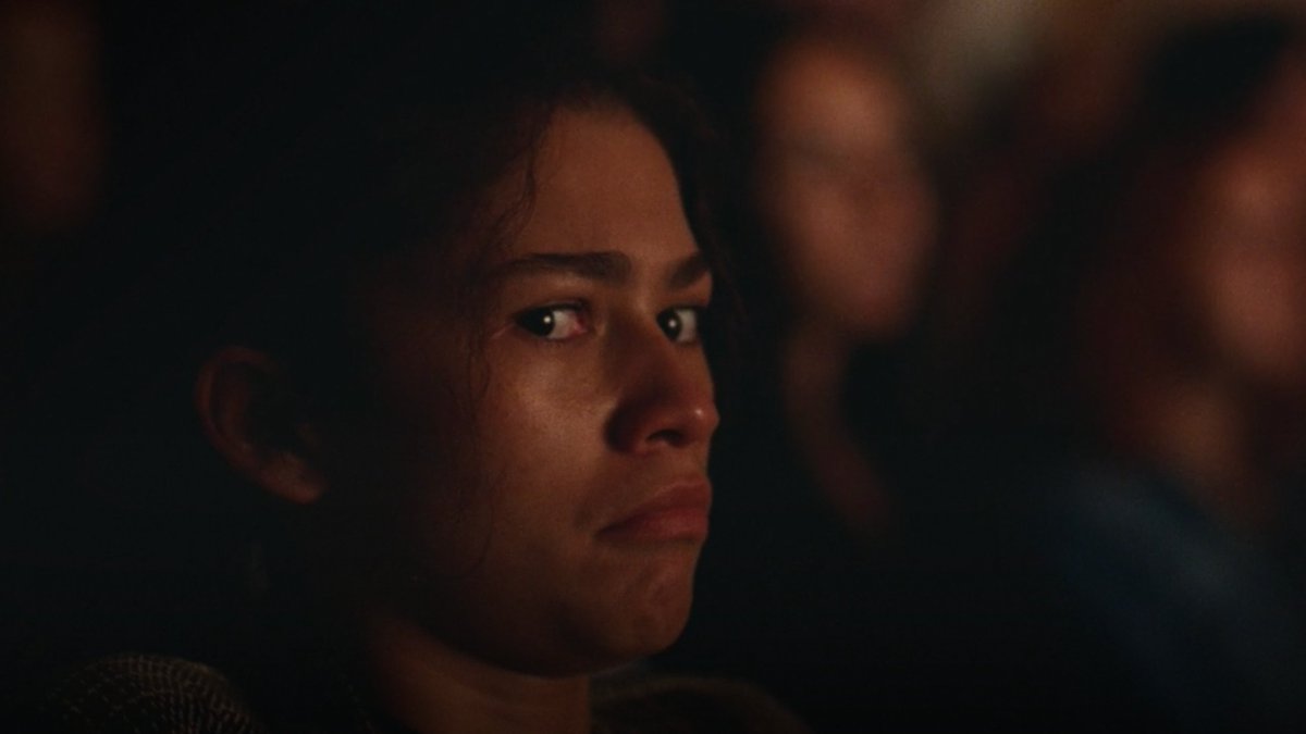 noradominick's tweet photo. i would watch an entire version of lexi's play where the camera is just on zendaya and rue's facial expressions #euphoria https://t.co/Zvaix7Ow4m