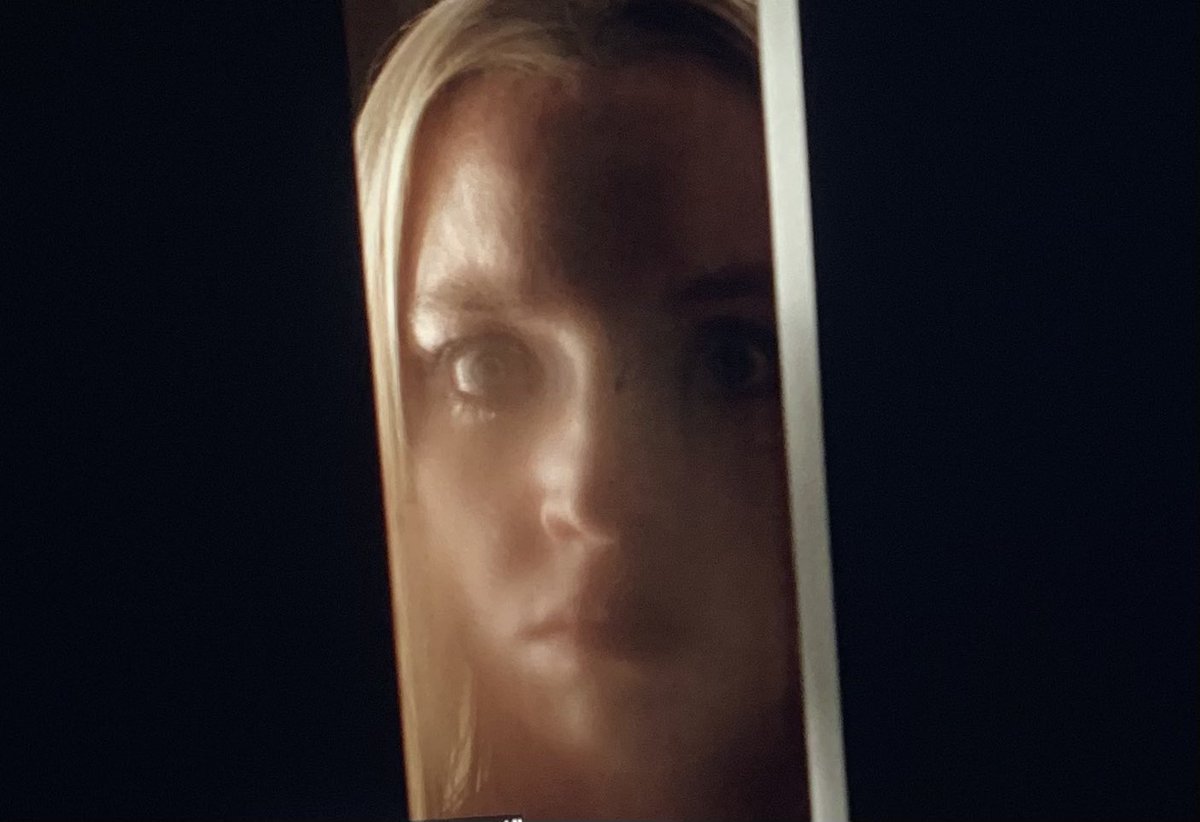 thatbubblegmbih's tweet photo. Cassie bout to WRECK her sister in the next episode #RIPLEXI  #EUPHORIA https://t.co/0zJ0bIkHMQ