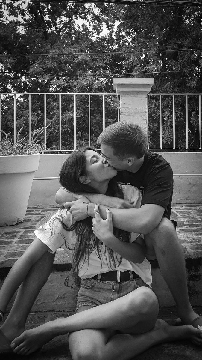 _carbonelli's tweet photo. Tenerte, darte amor y ser feliz ♥️ https://t.co/Hvi2cIaS1g