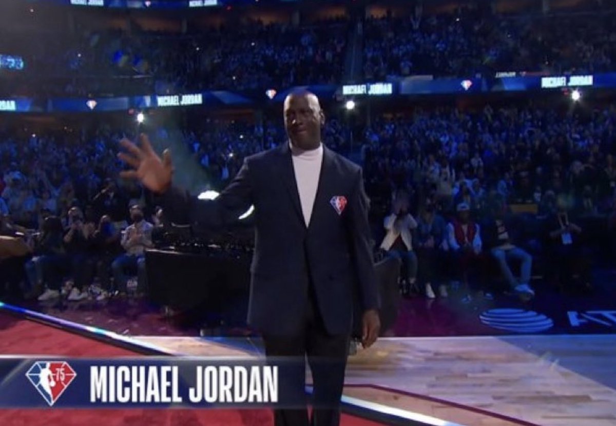 JCNoHunnidz's tweet photo. A Michael Jordan story https://t.co/LQ0mNbObH2