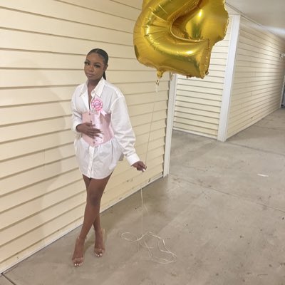 iamimaanii's tweet photo. #NewProfilePic https://t.co/tJ3PMA7ShX