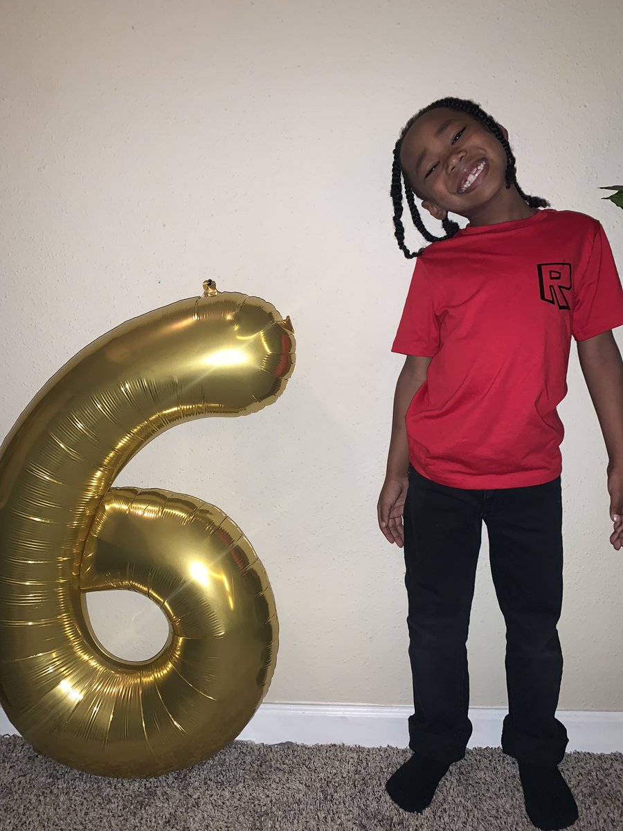 asiangewdds's tweet image. #robloxparty