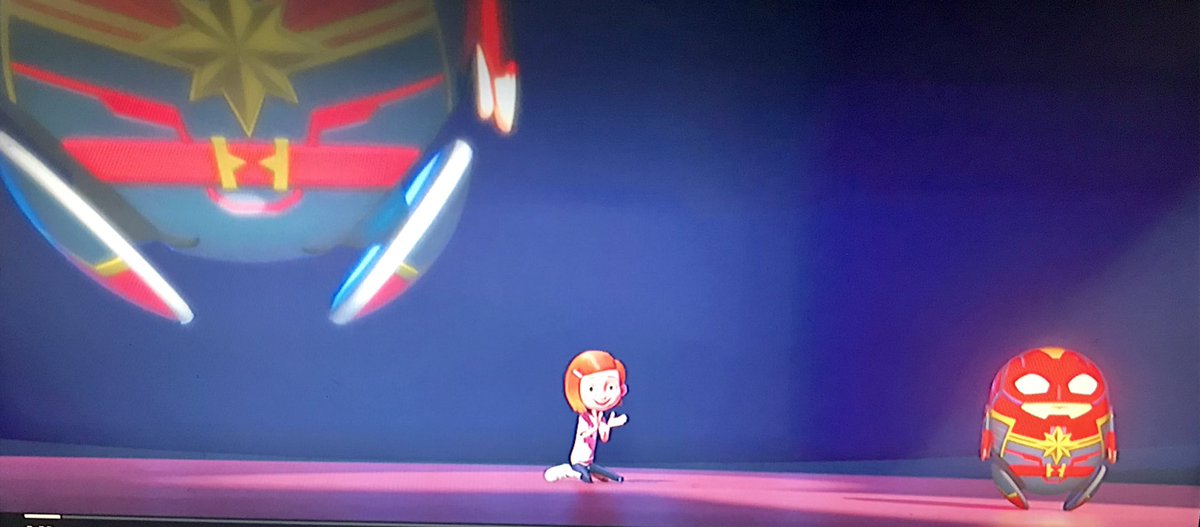 hellynasoutie's tweet photo. Amei assistir #RonBugado e principalmente amei ver a Captain Marvel sendo usada como referência ❤️🌟 https://t.co/8xcc9RcQE8