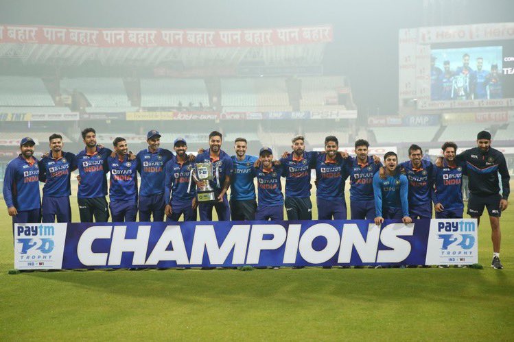 Champions #TeamIndia 

Team India are world No. 1 T20 team after 3-0 whitewash of West Indies

#INDvsWI #T20I #No.1 #DowntownMirror #DowntownMirrorMagazine #Cricket 

<a href="/ImRo45/">Rohit Sharma</a> <a href="/BrandcorpsMedia/">Brandcorps Media Network</a> <a href="/downtownmirror/">Downtown Mirror</a> 

Source: <a href="/BCCI/">BCCI</a>