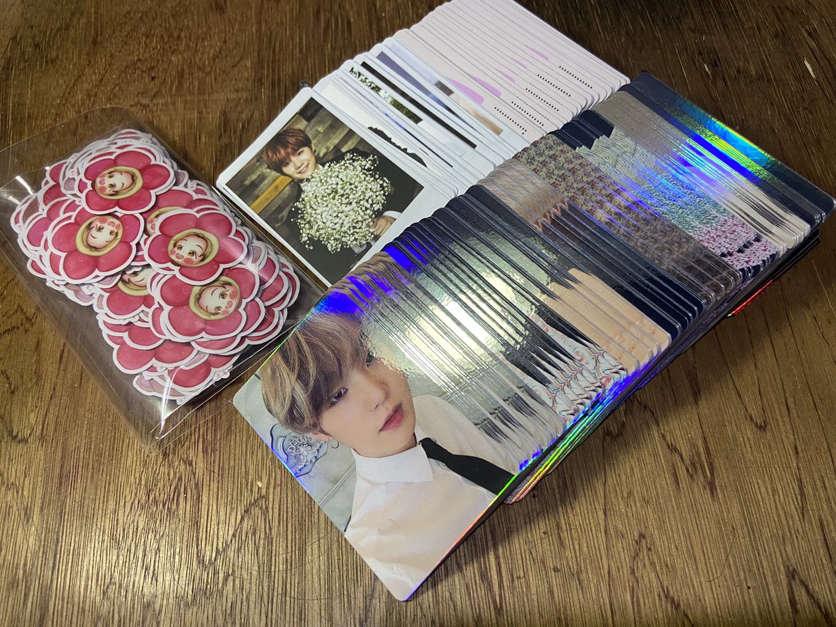 thebrylife's tweet image. Thank you hasseyo!

#CustomizedPhotocards #customizedstickers #MachineCut