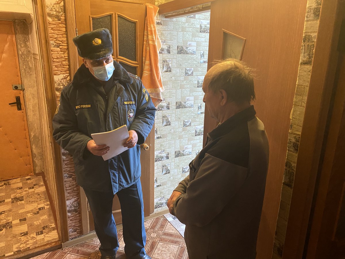 На территории Веневского района продолжается профилактическая работа среди населения, направленная на предупреждение пожаров и гибели  на них людей в жилом секторе района.