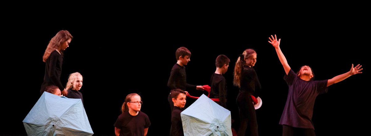 Grand_Theatre's tweet photo. We welcome RSC Associate Schools back to the Grand Theatre with a production of one of Shakespeare’s best loved romantic comedies – Much Ado About Nothing.
https://t.co/bDF9XQPxYE
#Family #DayOut #Theatre https://t.co/lxa4GJroKS