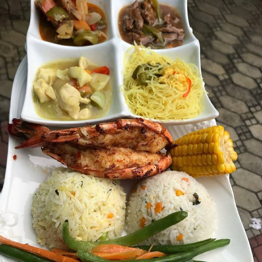 DeestinctCES's tweet photo. @ABUJAPLUG I am Dee of Deestinct, I am your surest plug for anything "FOOD" for all your events (both indoor and outdoor), soups in litres, small chops and snacks. I am also available to travel for your events anywhere in Nigeria. I am not cheap, but very affordable. https://t.co/UTz6jauf4v
