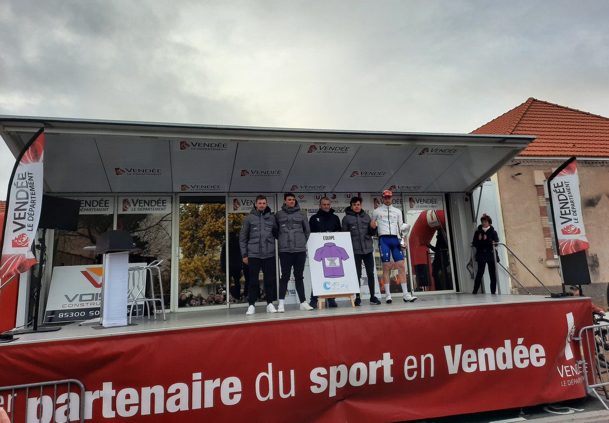 Département Vendée tweet media