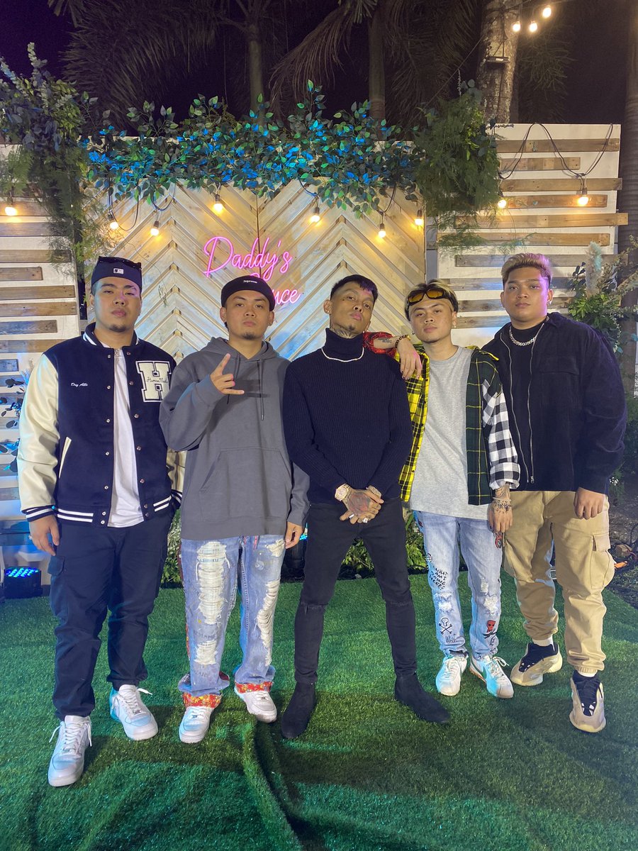 allmostmusic's tweet photo. Happy Birthday @skustacleezy16! 🥳 Salamat sa pagbibigay inspirasyon mo samin! 🙌🏻 https://t.co/zq7doioFMT https://t.co/2XZh7dVIXZ