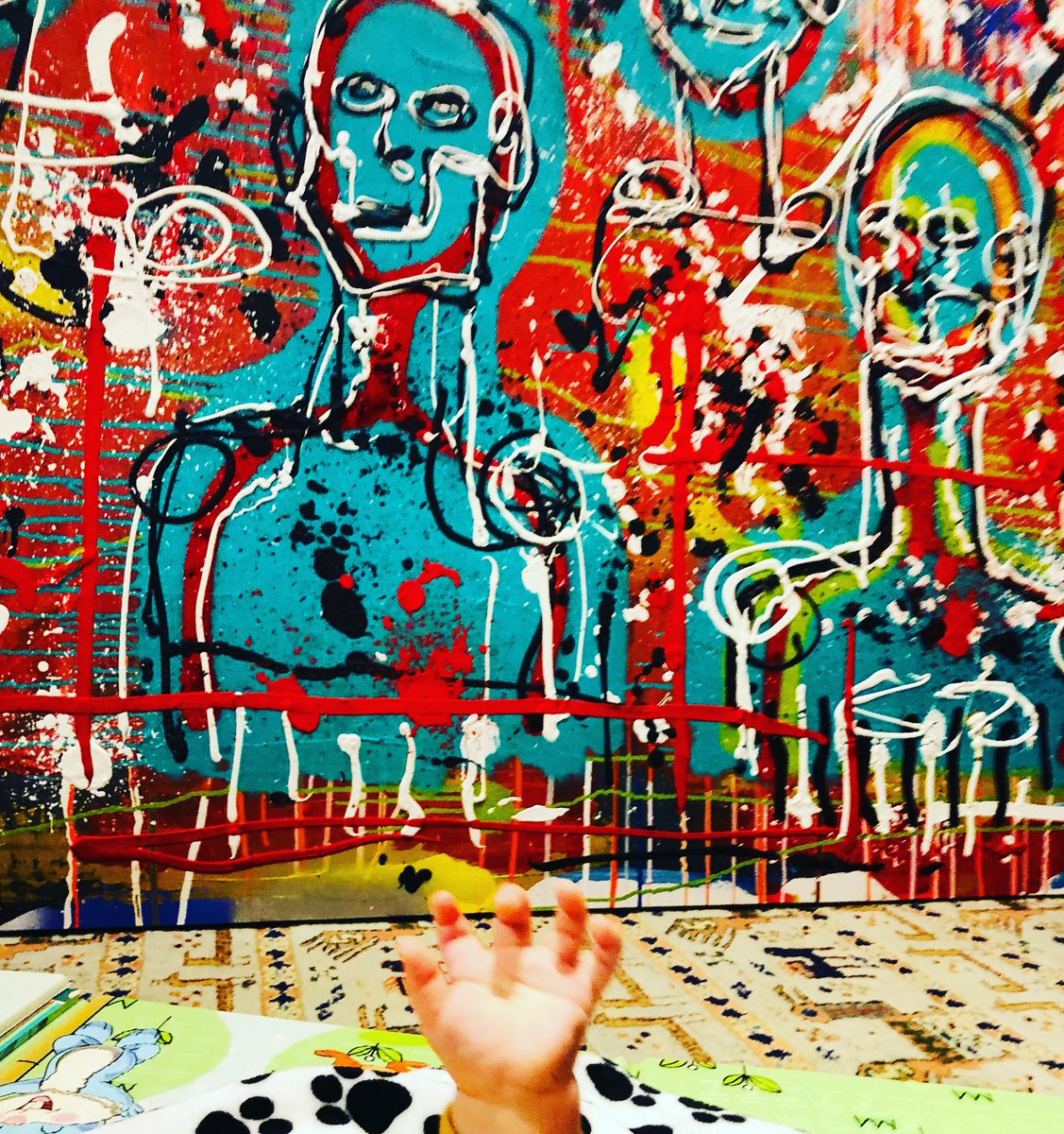 BlackSherwoodA's tweet photo. Hand of Wolf #sherwoodblackoriginal #sherwoodblackstudios #sherwoodblackart #sherwoodblackpaintings #sherwoodblackpainting #sherwoodblack #artchallenge￼ #artistatiktok #paintersoftiktok #graffiti #streetart #streetartist #streetarteverywhere #banksy https://t.co/lyBzWc8s5e
