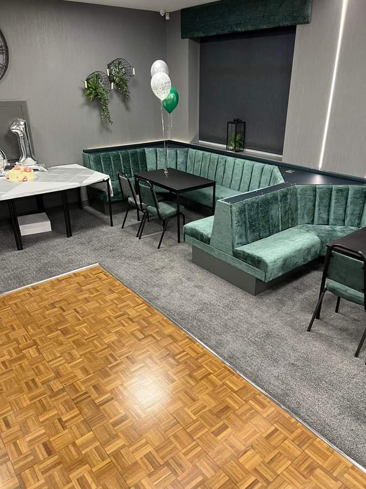 TongeCC's tweet photo. @TheBoltonNews @OfficialBWFC @BoltonCricketUK @Boltoncountyfc @BOLTONFMSPORT @BoltonRUFC @BLGCofficial @OfficialBBDFL @SportinBolton  @astleybridgecc1 @BenLawes  Our fully refurbished function room contact Val tongecc@outlook.com please share https://t.co/XuasmQkGKu