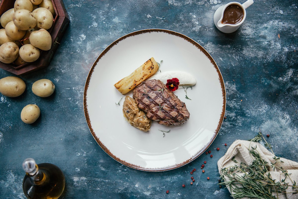Carnicasmulas's tweet photo. Para demostrar tus #dotes culinarias, ¡necesitas la mejor materia prima! 🧑‍🍳✨ Entra en nuestra web 👉 https://t.co/miJMgxf81f y llévate los mejores 𝗹𝗼𝘁𝗲𝘀 de 𝗰𝗮𝗿𝗻𝗲 𝗳𝗿𝗲𝘀𝗰𝗮 al mejor #precio para preparar tus #recetas y sorprender a tus seres queridos 🥰. https://t.co/xNgLiYKlAy