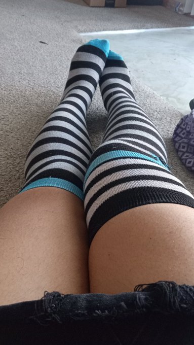 Thick thighs save lives https://t.co/QTYqVpf9qe<a href="/tag/cosplay"class="tags"><span>#cosplay</span></a><a href="/tag/bowsette"class="tags"><span>#bowsette</span></a>