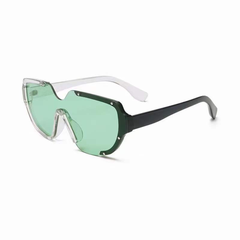CHINAWOF's tweet photo. New style😎😎
#Fair #OpticsFair #exhibition #display #optics #optical #sunglasses #B2B https://t.co/wsi8QTV2ag