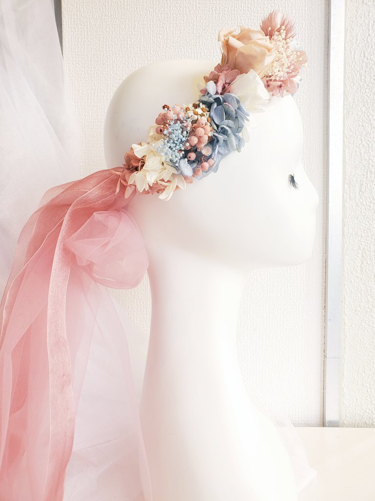 花文 母の日バスケット受付中 花冠 Hanakanmuri 7 アンティークその2 130 税込価格 被ったらただの天使 秋葉原 花冠 花文 花屋 メイド アイドル 卒業 イベント お花 プリザーブドフラワー 花かんむり はなかんむり 生誕祭 結婚式