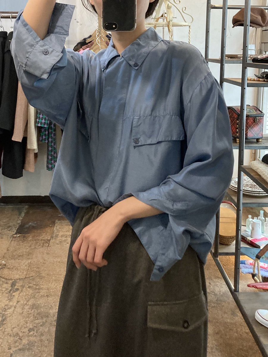 i_nou_'s tweet photo. in stock.

・saxblue button-down silk shirt
・pocket design jersey maxi skirt https://t.co/0U3THQDXhV