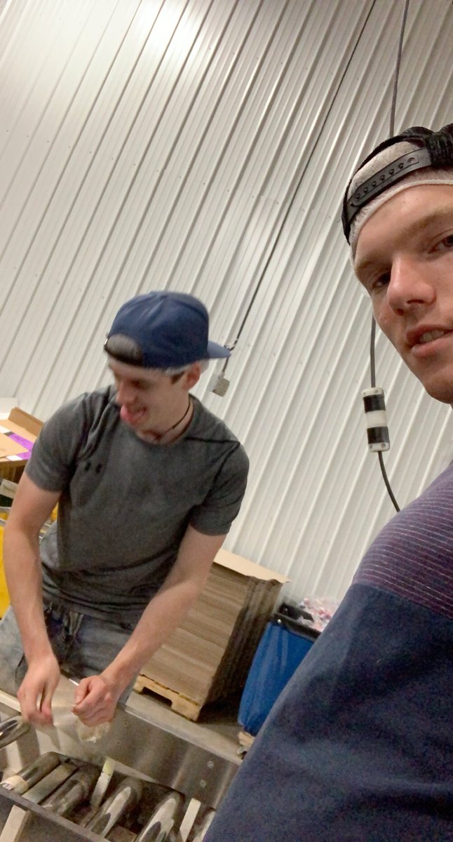 Wes_Wat__'s tweet photo. Happy birthday to the best burger flipper around, hope it was a phenomenal birthday experience [+] @BraydenPotter18 https://t.co/ZCHh9MFrsV