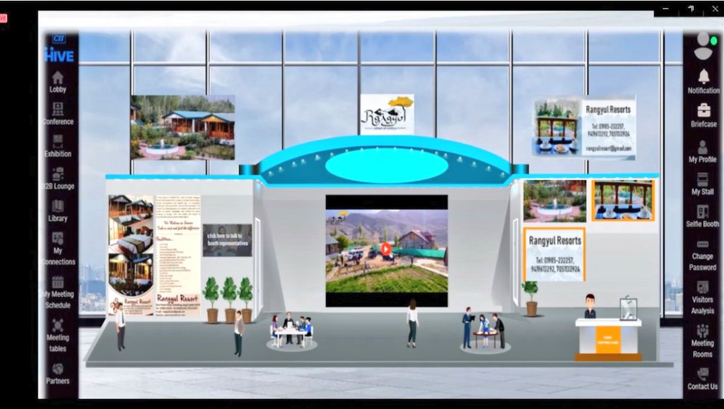 Jktpo_jk's tweet photo. Managing Director JKTPO addressing at Virtual  J&amp;K and Ladakh MSME shopping festival by NiMSME and  Ministry of MSME. Hausla entrepreneurs from J&amp;K are participating as sellers in this BSM #JKTPO #MSME #nimsme #msmeshopping #Entrepreneurship https://t.co/bD9MdfGnBA