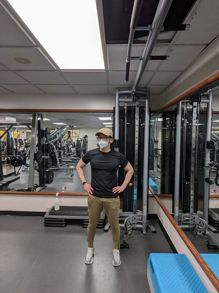 honsololam's tweet image. Late night at the lab #safit