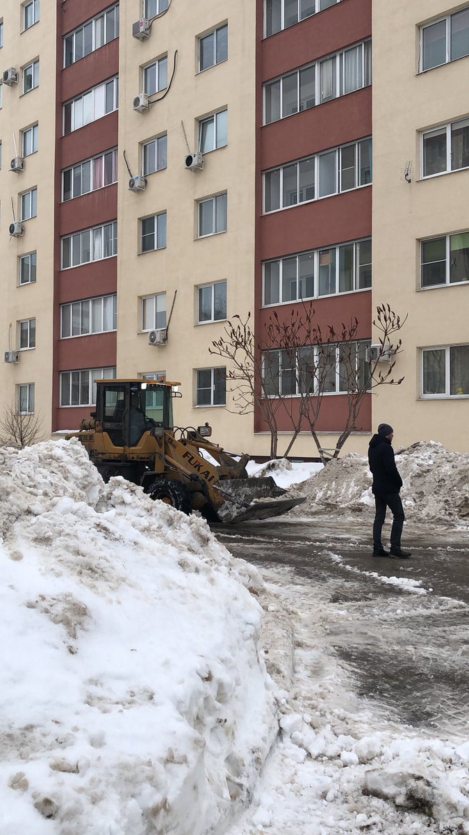 Механизированная уборка придомовых территорий